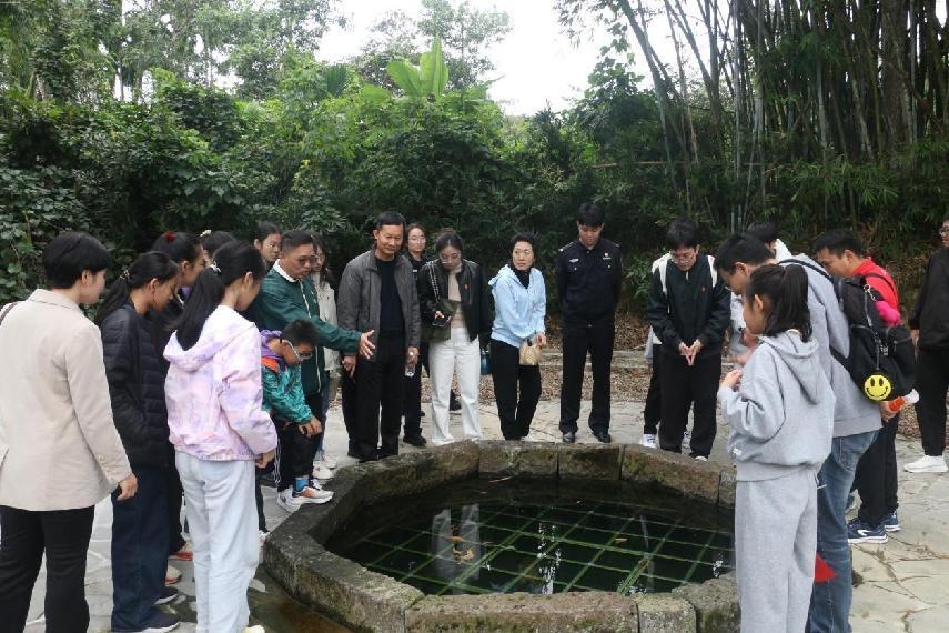 图片30.png 图片30.png