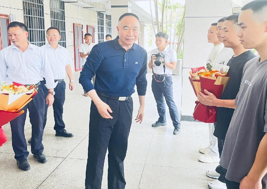 图片12.png 图片12.png