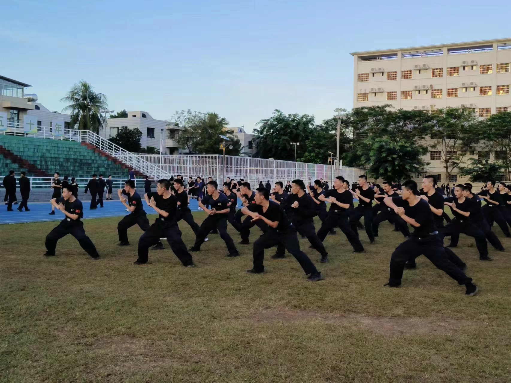 b495db18e4ca5e1f92d2b06ccde4d8c.jpg b495db18e4ca5e1f92d2b06ccde4d8c.jpg