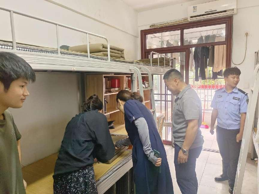 图片4.png 图片4.png