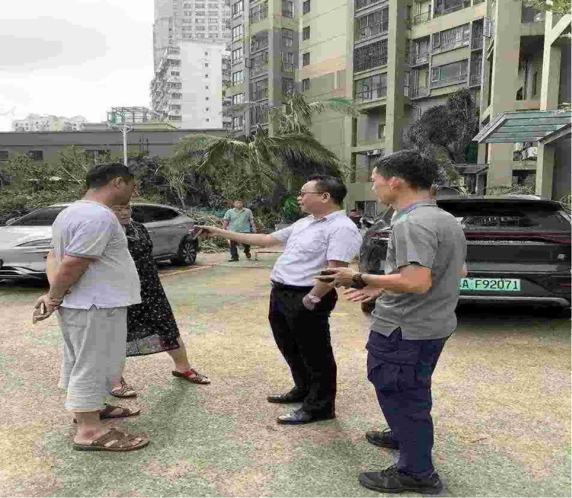 图片2(1).png 图片2(1).png